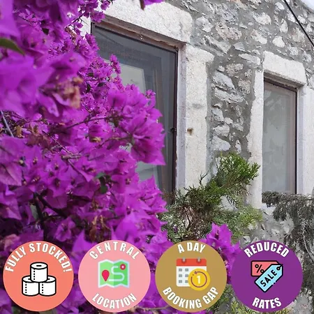Appartamento 18th Century Renovated Stone House, Terrace, Free Fast Wi-fi *