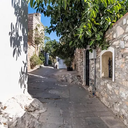 18th Century Renovated Stone House, Terrace, Free Fast Wi-fi Appartamento Bodrum